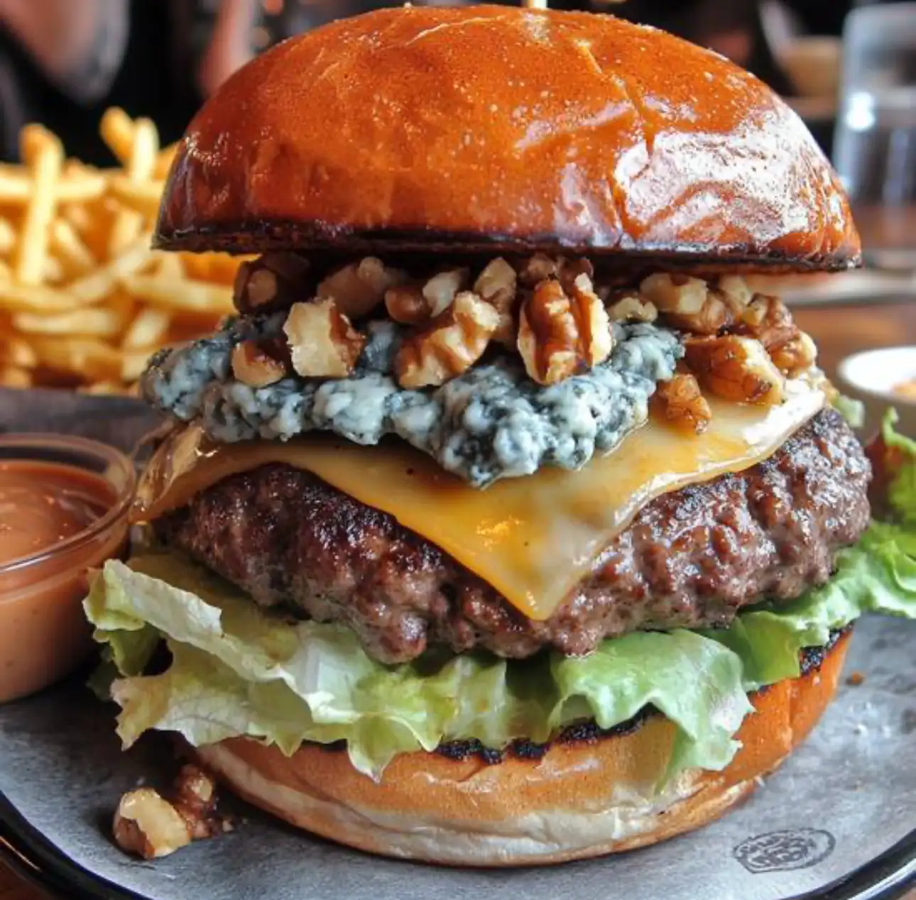 Burger Roquefort & Noix croquantes