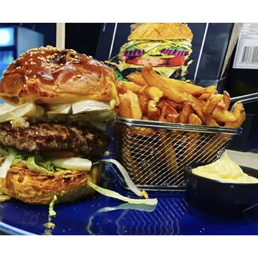 Burger Chèvre-Miel et Pignon